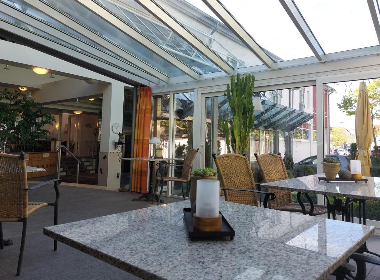 Hotel Goldener Stern Sankt Ingbert Eksteriør bilde